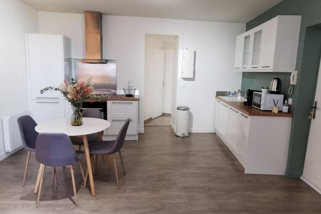 Appartement F2 Cosy Proche De L'Hyper Centre Caen Luaran gambar